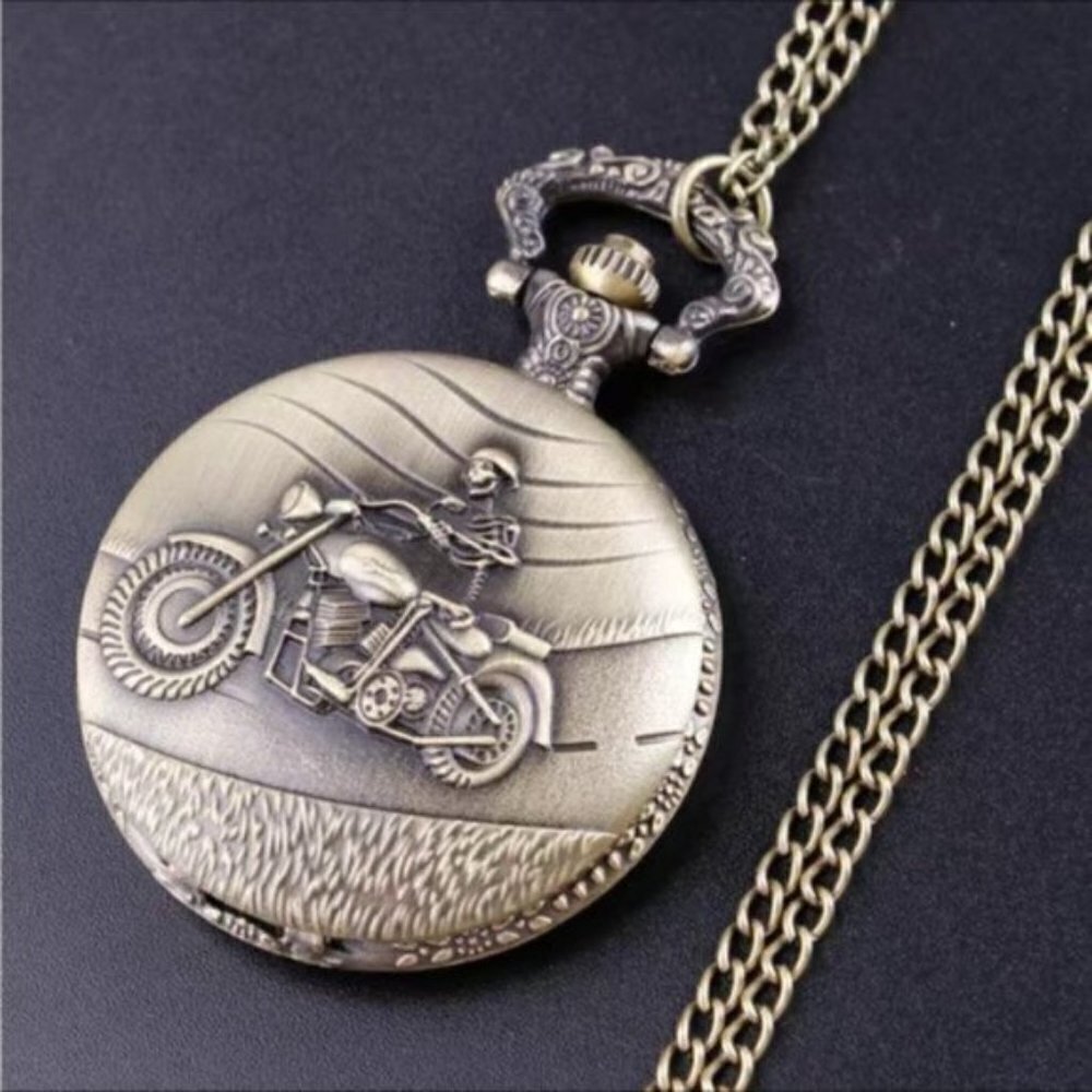 Pocket Watch Motorcycle Skeleton Biker Steampunk Chain Quartz Analog Retro Gift - Picture 11 of 16